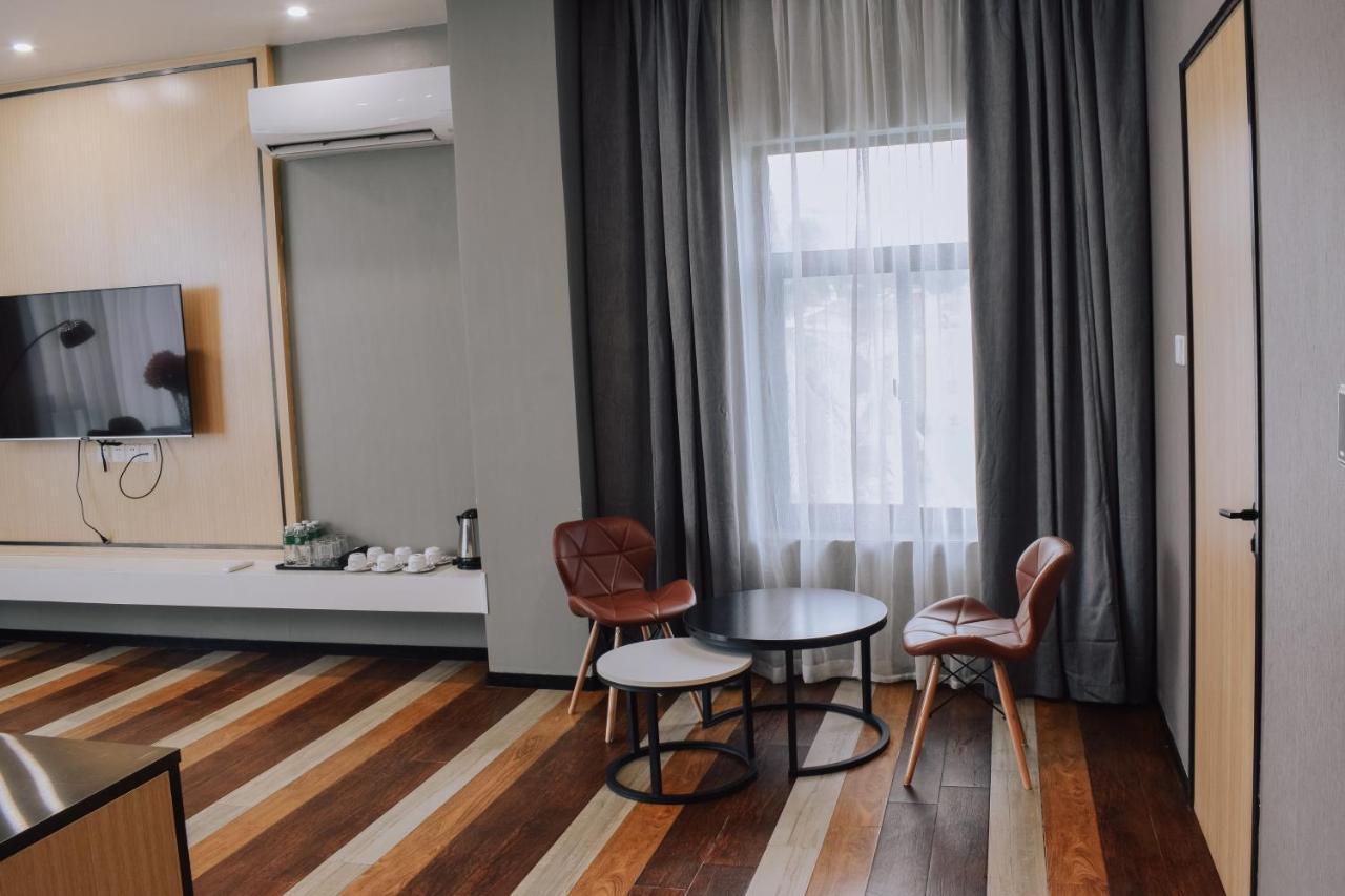 Fan'S Hotel Baybay المظهر الخارجي الصورة